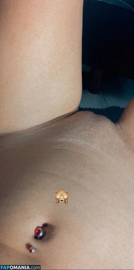 gabriela.mmm / gabriely647 Nude OnlyFans  Leaked Photo #3