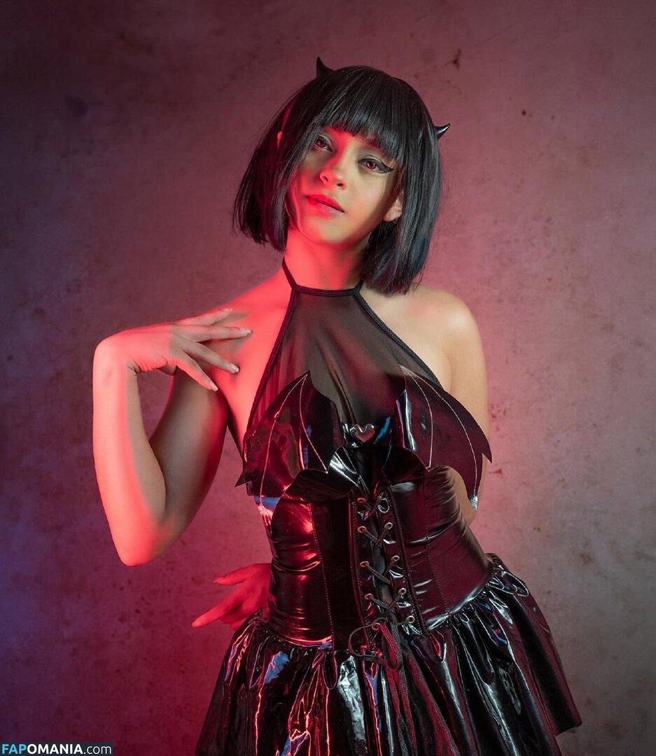 Gabsshin / anuskatzz Nude OnlyFans  Leaked Photo #8