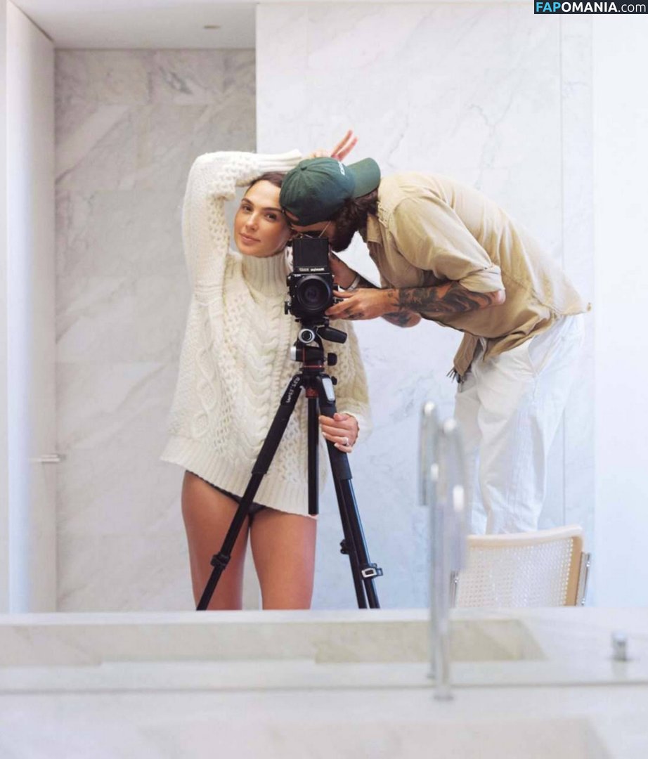 Gal Gadot / gal_gadot / https: / inked_hriss Nude OnlyFans  Leaked Photo #98