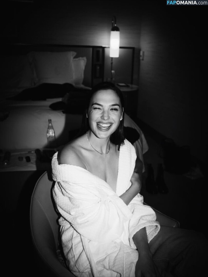 Gal Gadot / gal_gadot / https: / inked_hriss Nude OnlyFans  Leaked Photo #736