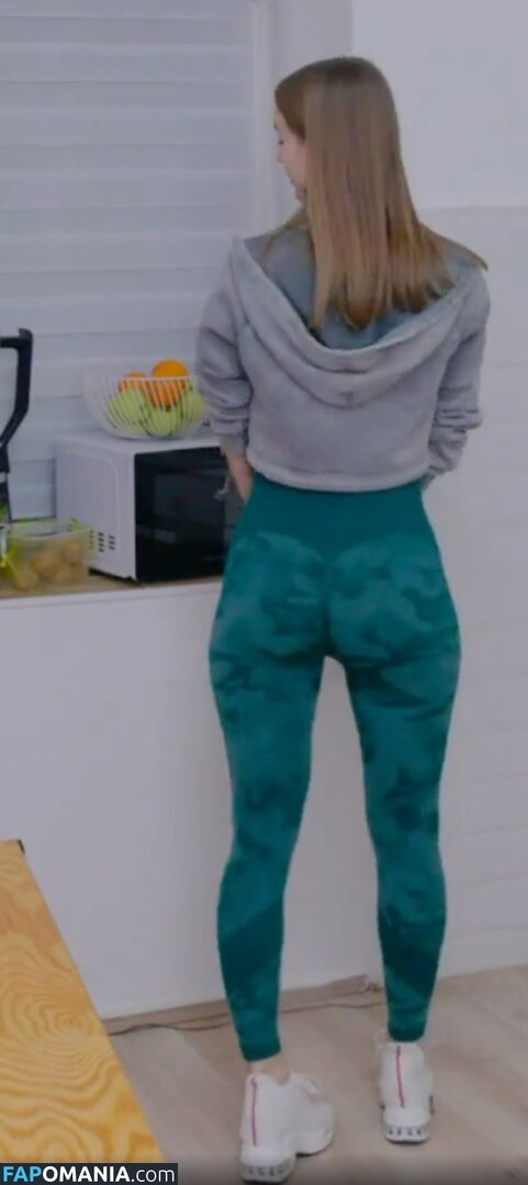 Gavrilka / gavrilka300 Nude OnlyFans  Leaked Photo #72