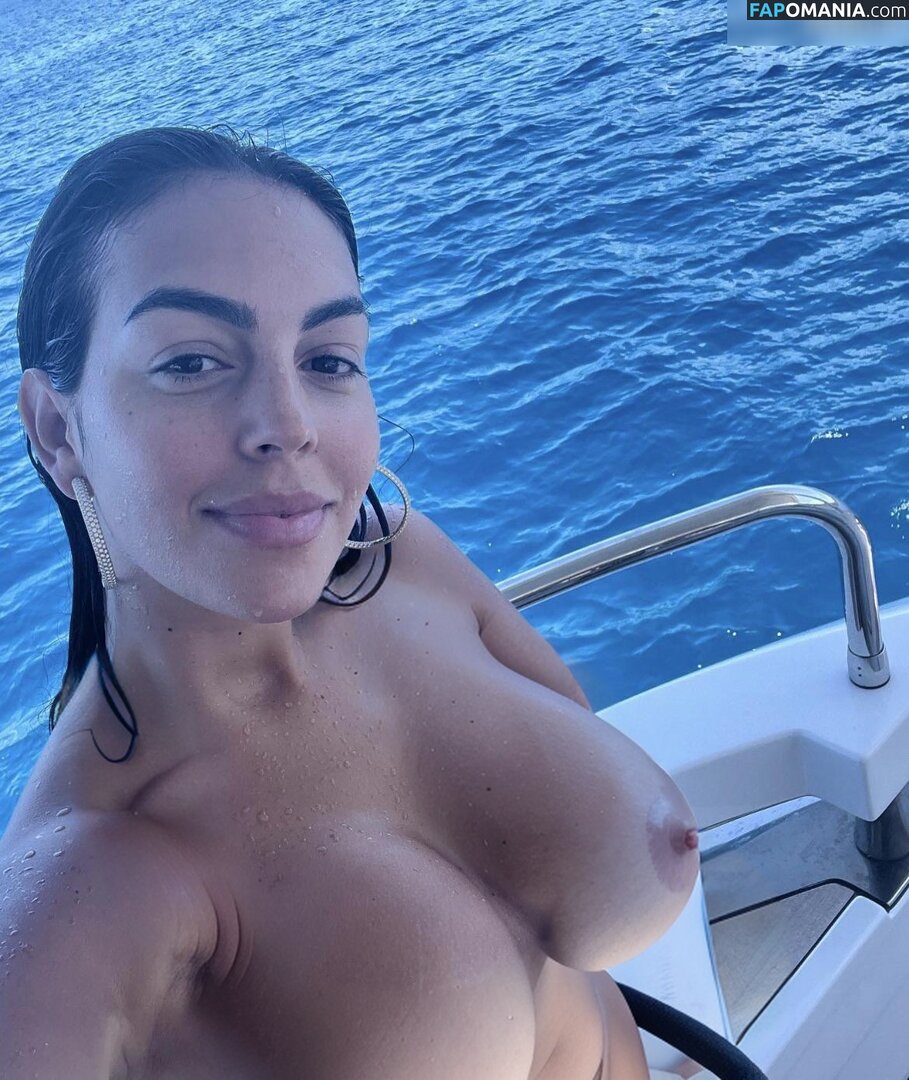 Georgina Rodriguez / georginagio Nude OnlyFans  Leaked Photo #81
