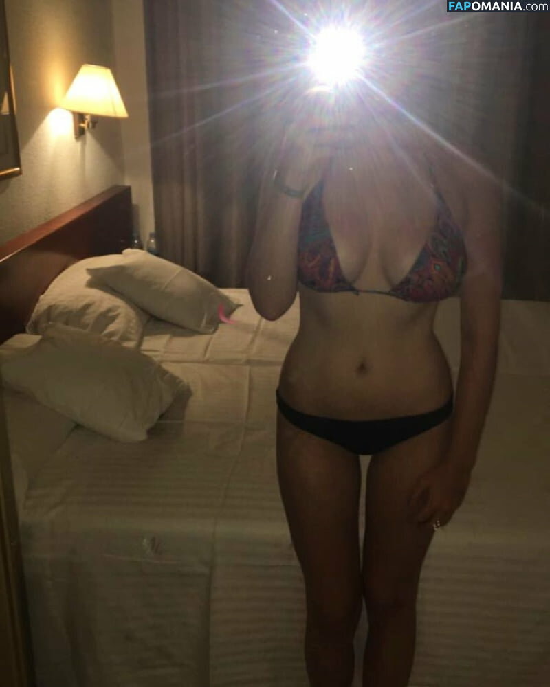Georgina Nude OnlyFans  Leaked Photo #2
