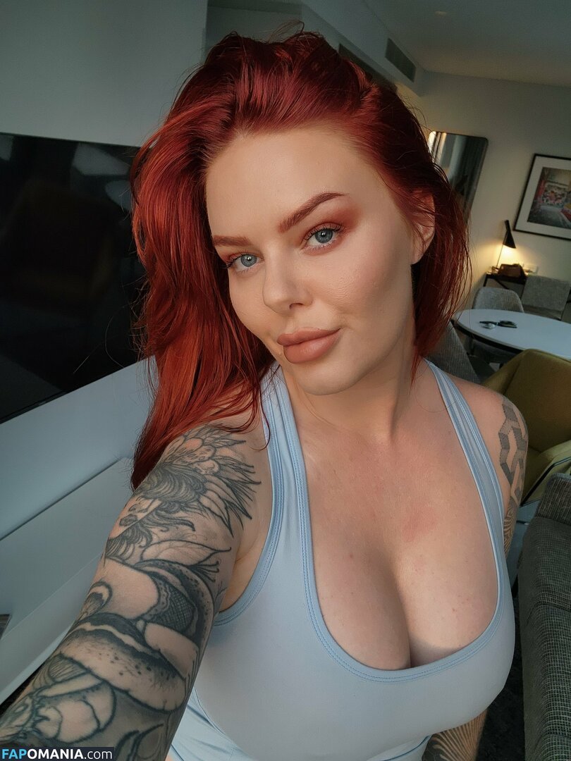 Gia Rouge / Gia_Rouge / giarouge94 / red_gift Nude OnlyFans  Leaked Photo #4