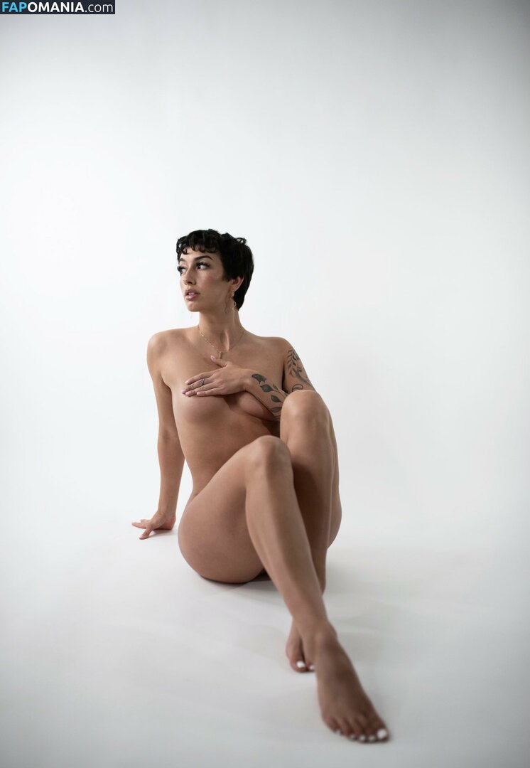 Gianna Evelyn / Giannaevelyn Nude OnlyFans  Leaked Photo #27