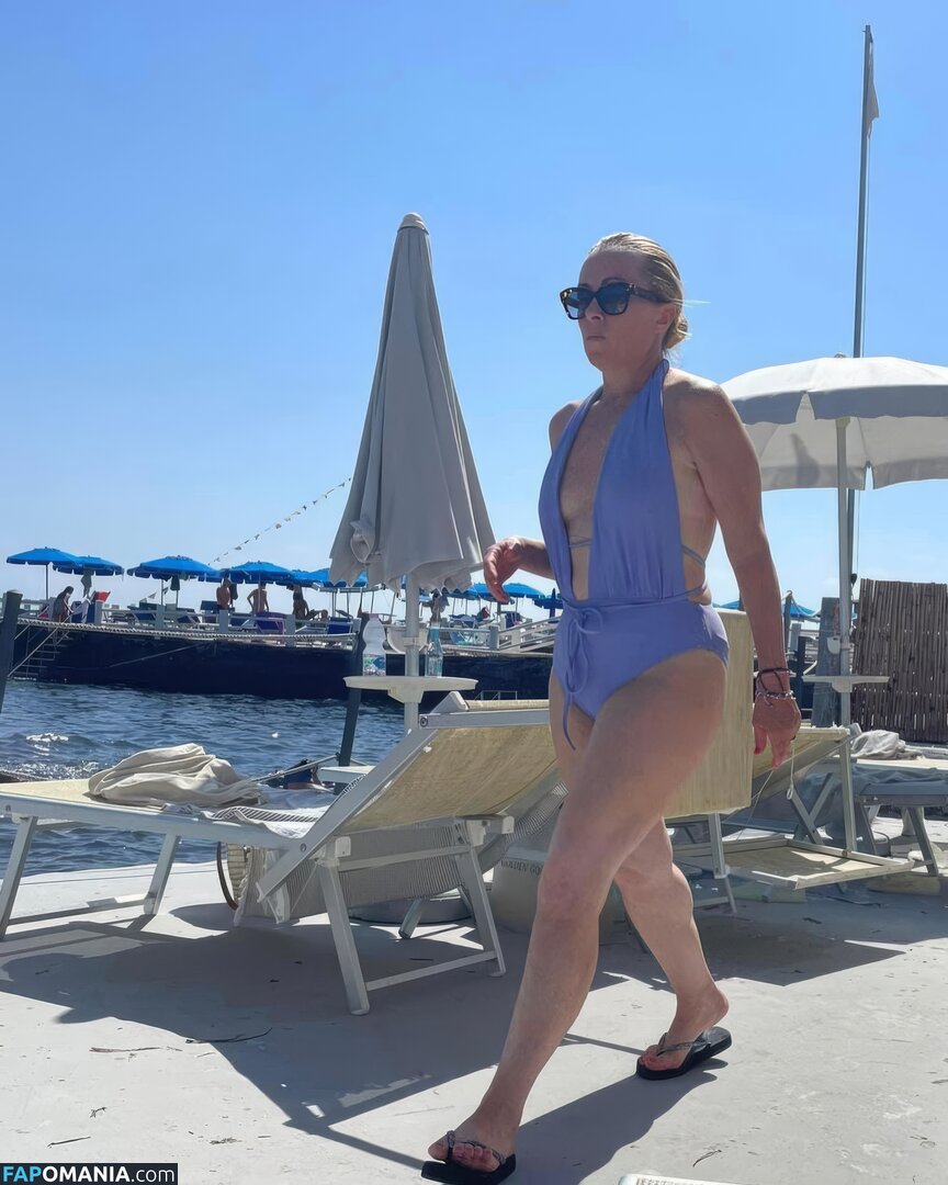 Giorgia Meloni / Italian Prime Minister 🇮🇹 / giorgiameloni Nude OnlyFans  Leaked Photo #3