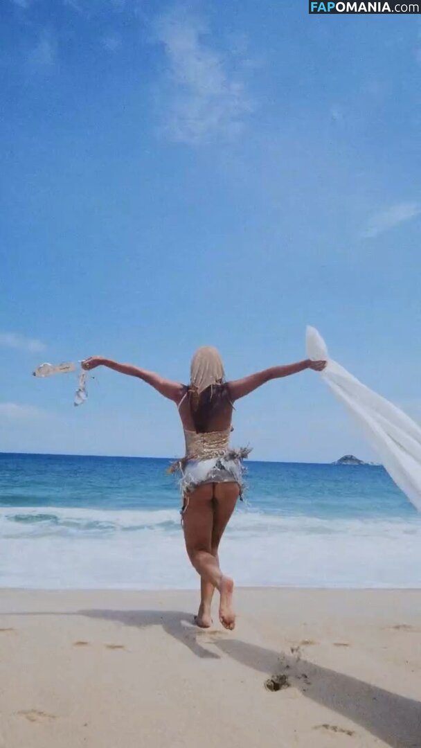 Giovanna Lancellotti / gilancellotti Nude OnlyFans  Leaked Photo #27
