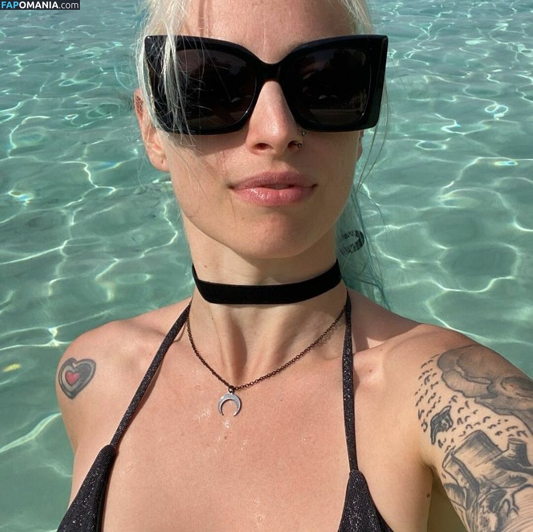 Giulia Henne / giuhenne Nude OnlyFans  Leaked Photo #44