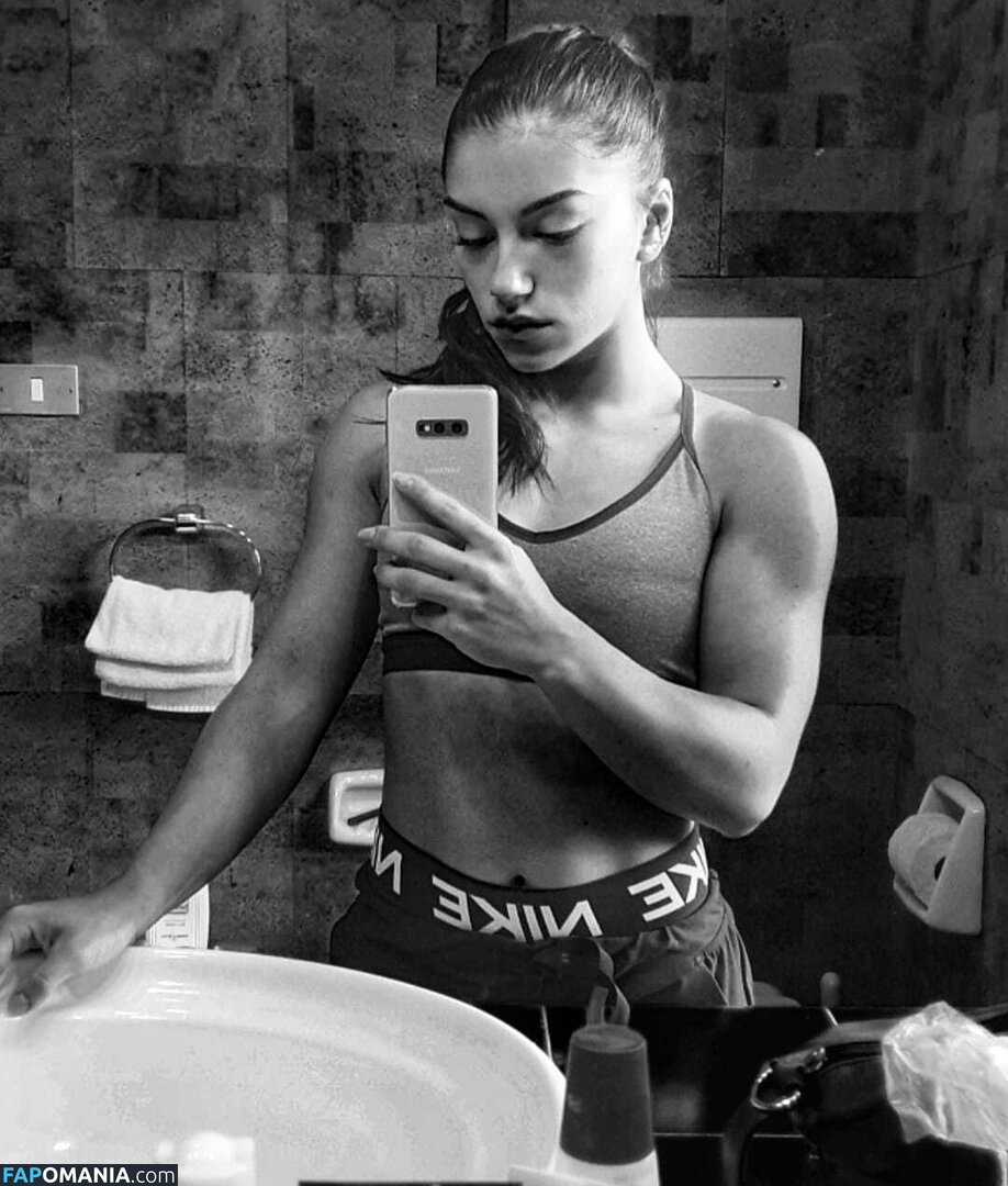 Giulia Imperio / giuliaimperio7 / giuliaimperioo Nude OnlyFans  Leaked Photo #3