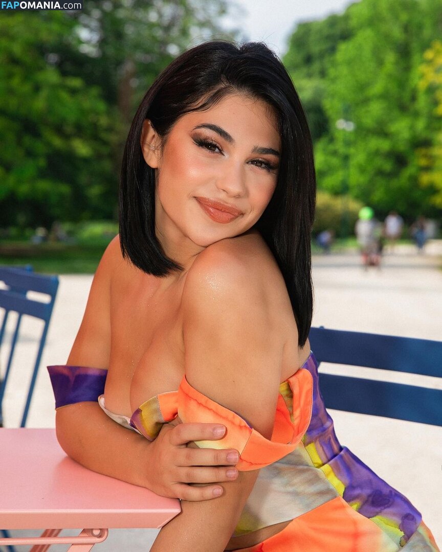 Giulia Sara Nude OnlyFans  Leaked Photo #5
