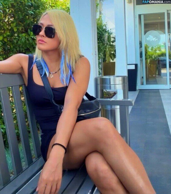 0221giulia / Giulia / giulia0221g / giuliaottorini / scientwehst Nude OnlyFans  Leaked Photo #514