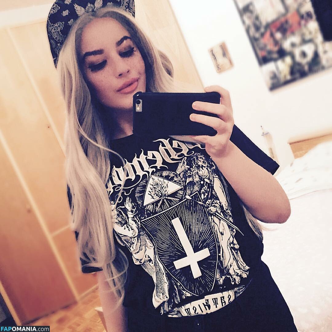 GiuliaMoon / moonchild_77 / moonchild_777 Nude OnlyFans  Leaked Photo #33