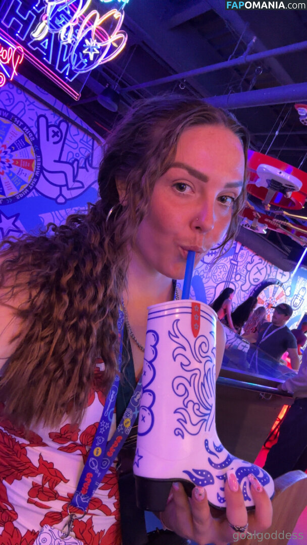 goalgoddess / raylan / yourbae.rae Nude OnlyFans  Leaked Photo #14