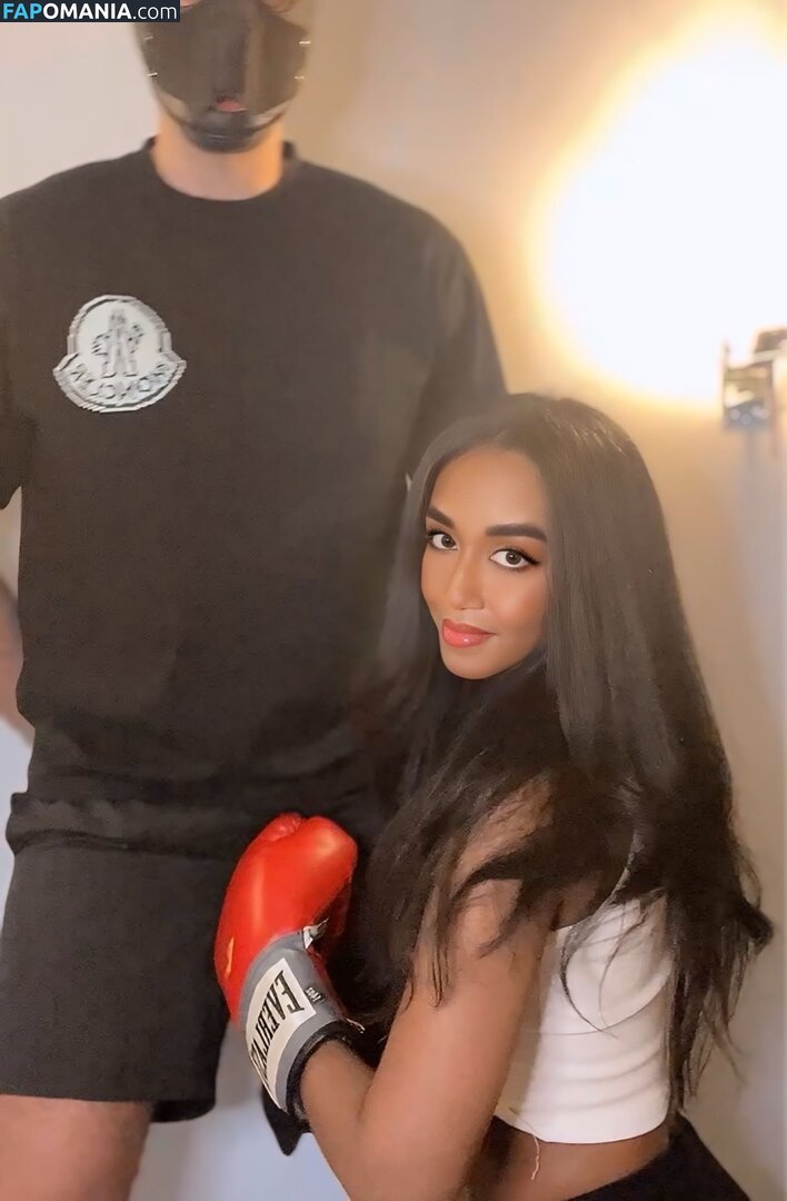 Goddess Vida / https: / lustforvida Nude OnlyFans  Leaked Photo #4