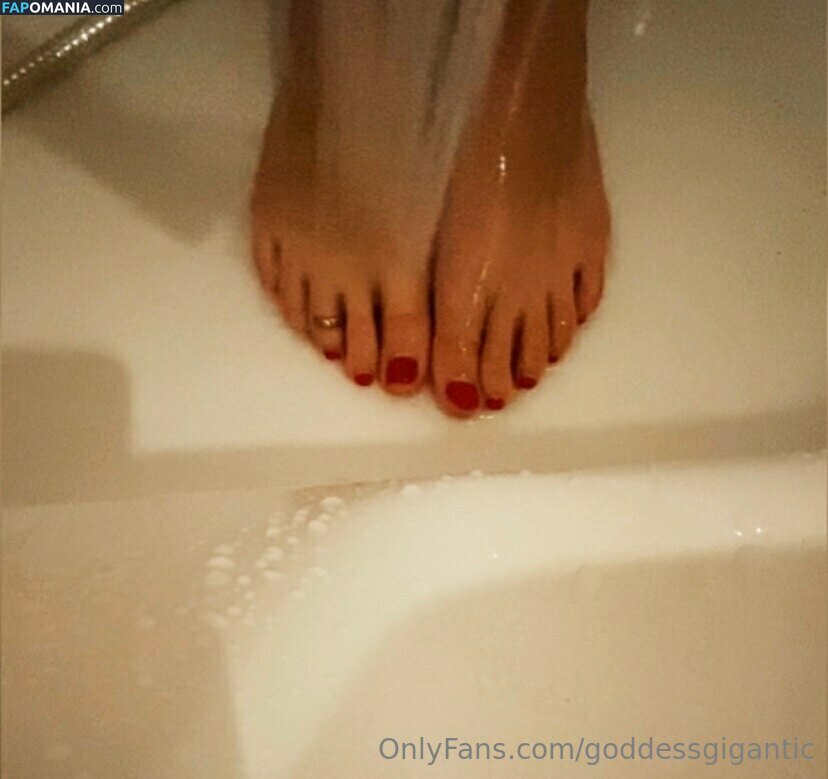 GoddessGigantic / giganticgoddess Nude OnlyFans  Leaked Photo #66
