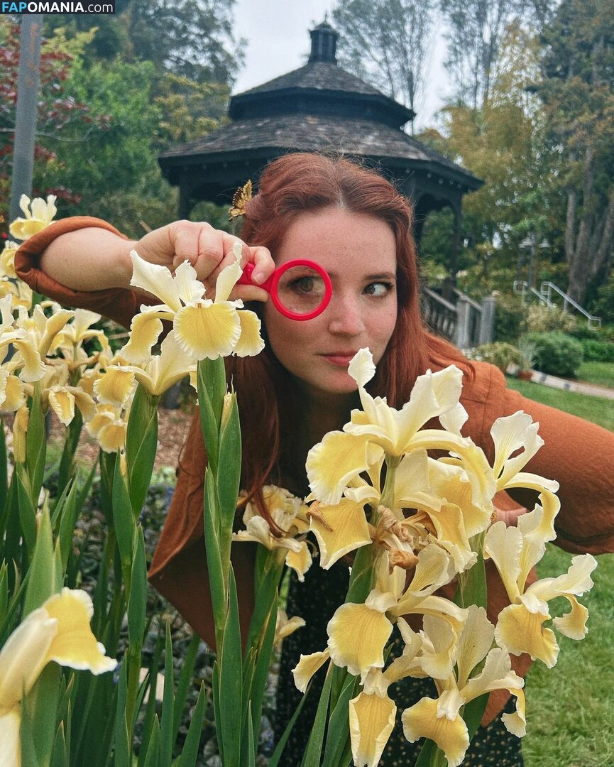 Erin Timony / Fresh Blush ASMR / Goodnight Moon / fresh.blush / goodnightmoonasmr Nude OnlyFans  Leaked Photo #3