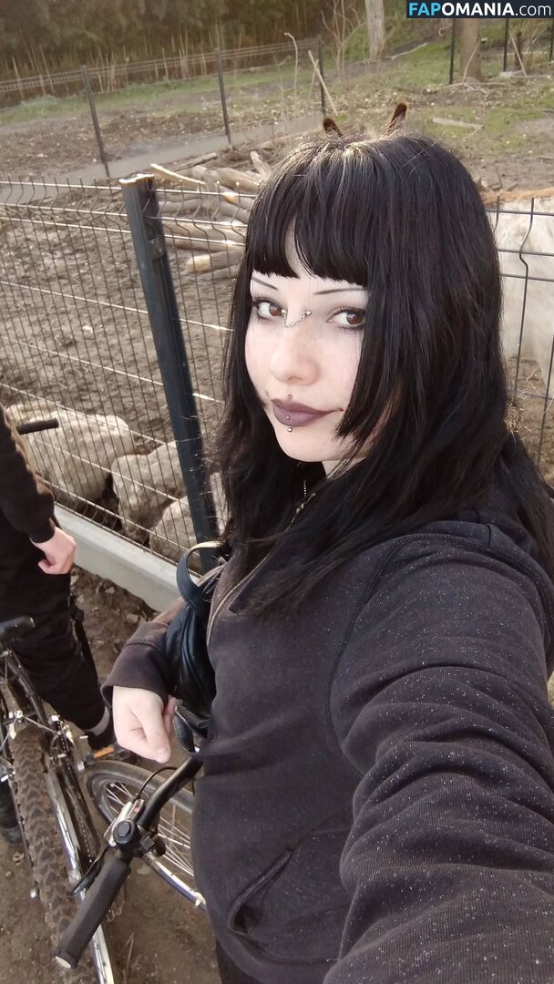 gothbynight Nude OnlyFans  Leaked Photo #3