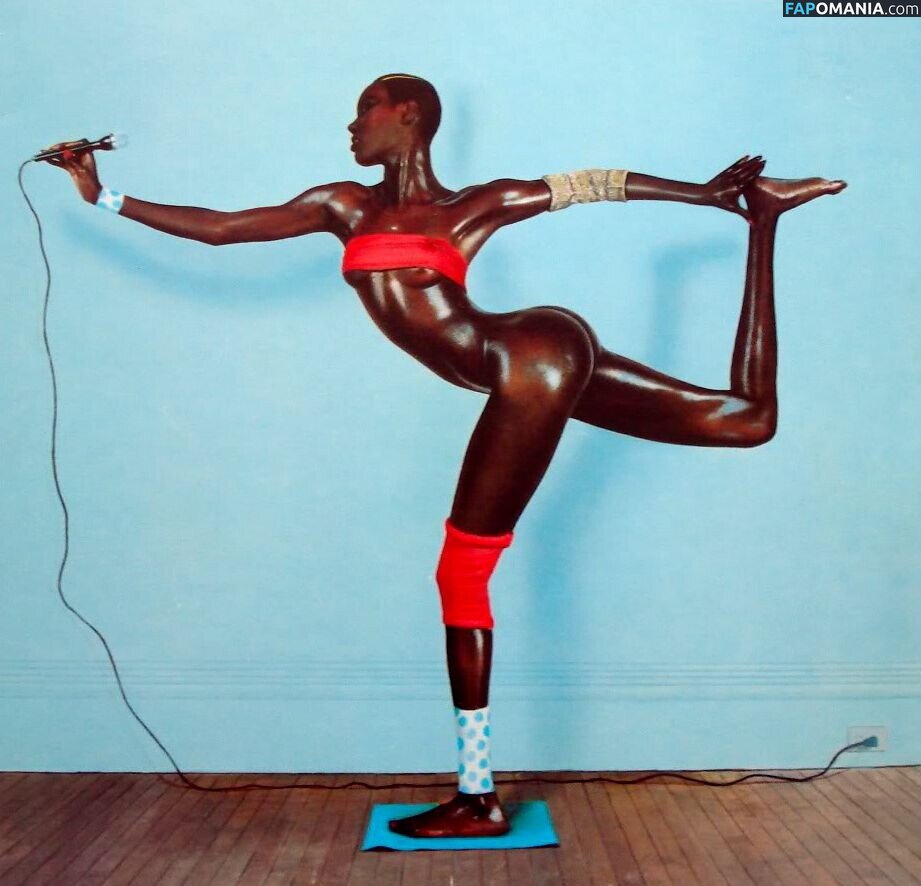 Grace Jones / gracejonesofficial / https: Nude OnlyFans  Leaked Photo #2