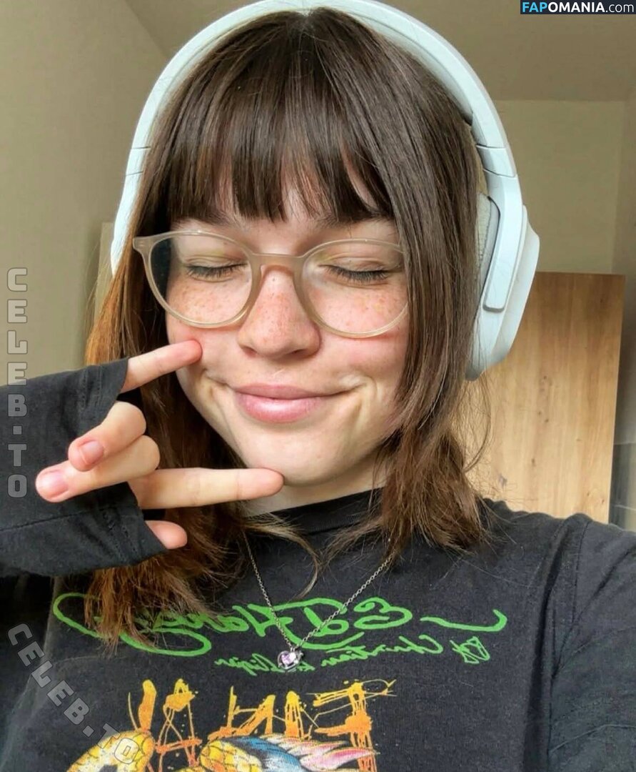 Greensebacke / lilannimanski Nude OnlyFans  Leaked Photo #1