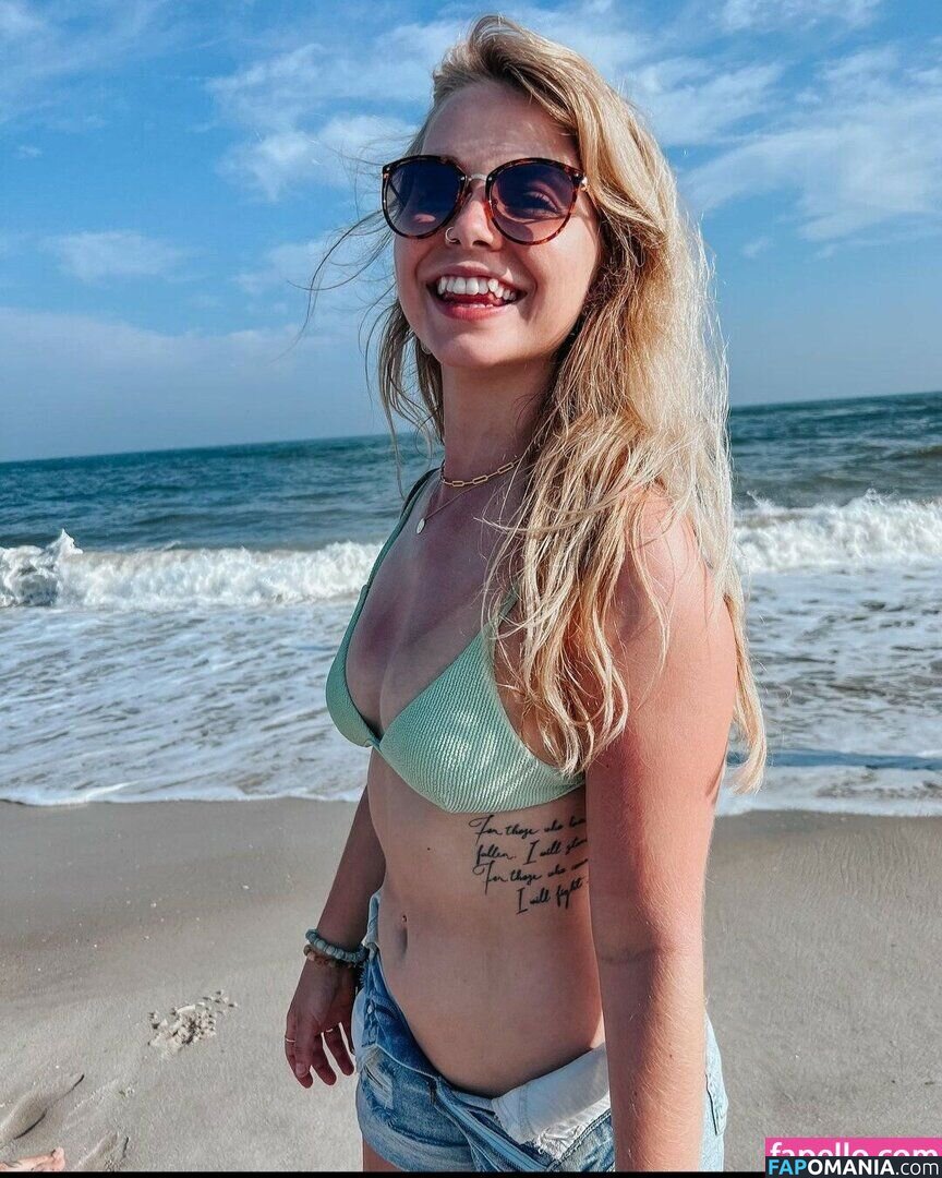 Hailee Andkendra Nude OnlyFans  Leaked Photo #1