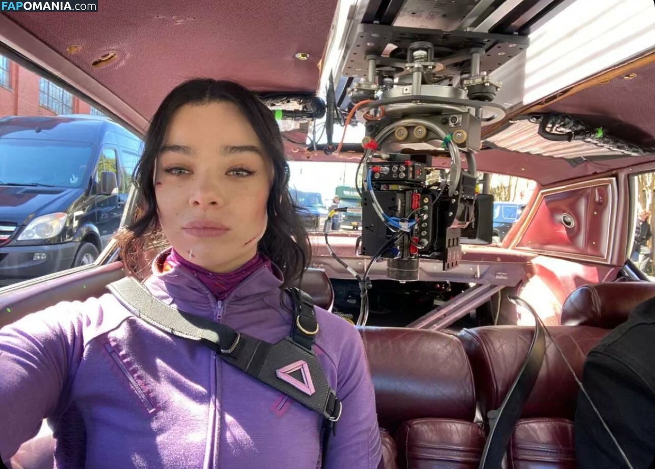 Hailee Steinfeld / haileesteinfeld / https: Nude OnlyFans  Leaked Photo #482