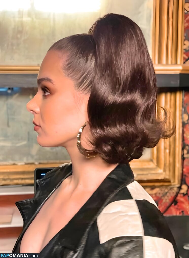 Hailee Steinfeld / haileesteinfeld / https: Nude OnlyFans  Leaked Photo #1564