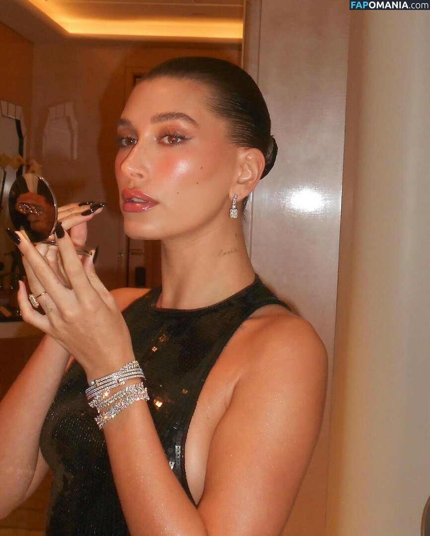 Hailey Baldwin Bieber / haileybieber Nude OnlyFans  Leaked Photo #287