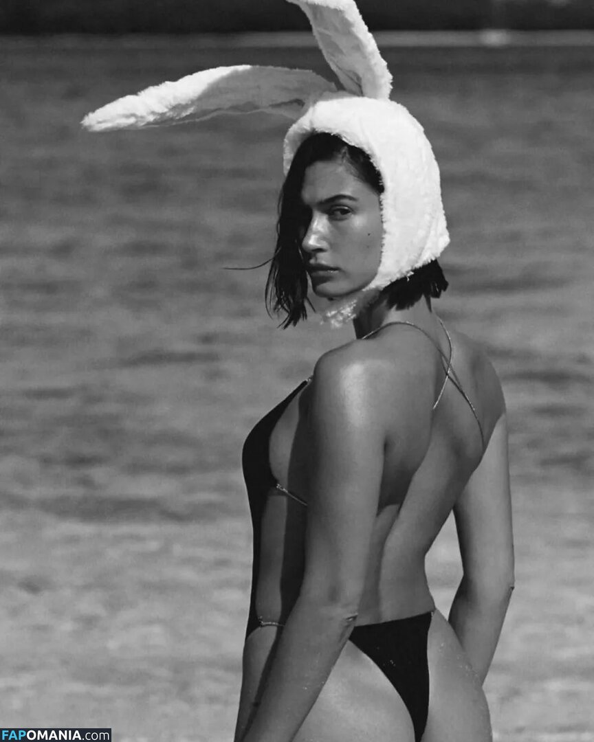 Hailey Baldwin Bieber / haileybieber Nude OnlyFans  Leaked Photo #459