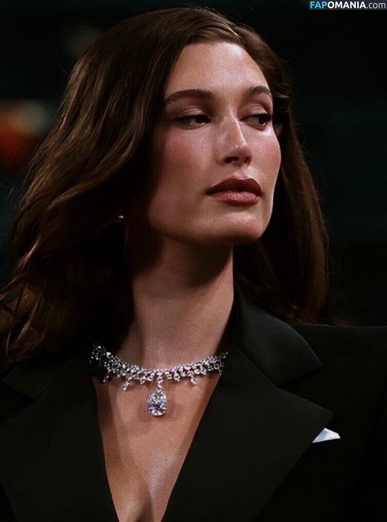 Hailey Baldwin Bieber / haileybieber Nude OnlyFans  Leaked Photo #645