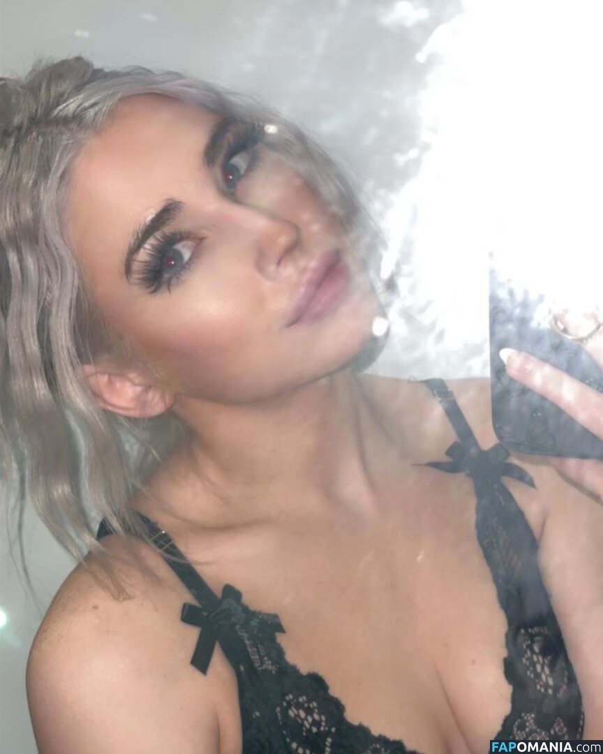 Hailsbee / hailsbbyy Nude OnlyFans  Leaked Photo #28