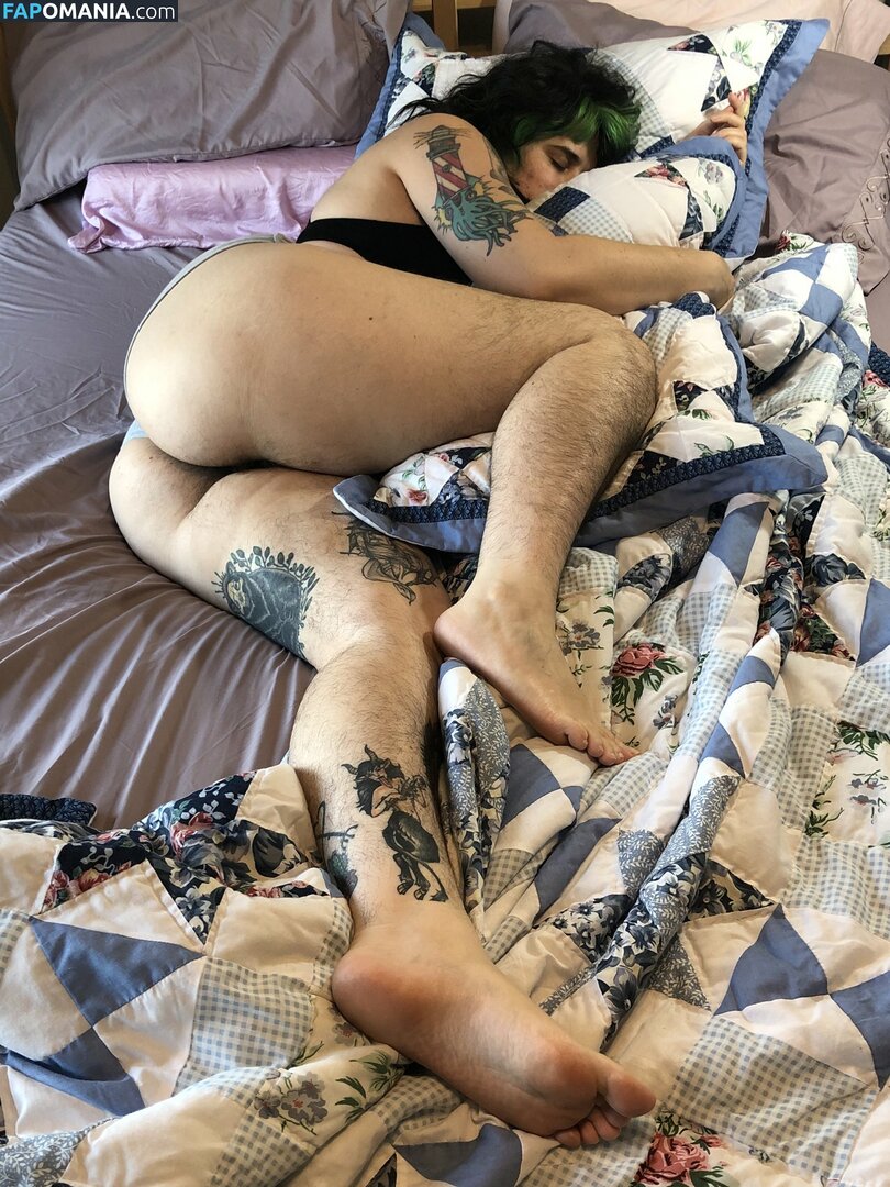 Bella Mae / bramstrokeher / hairyfairy420 Nude OnlyFans  Leaked Photo #26