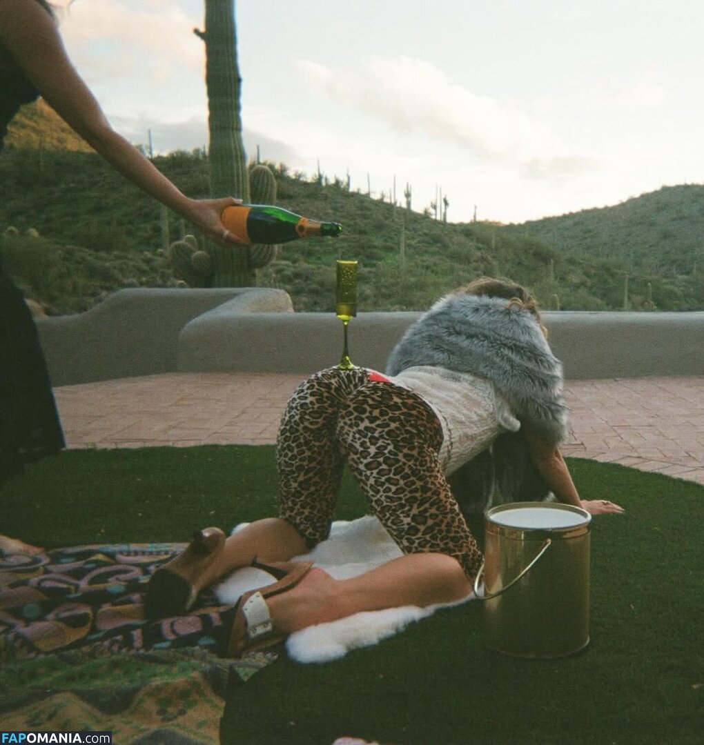 Haley Lu Richardson / haleyluhoo Nude OnlyFans  Leaked Photo #204