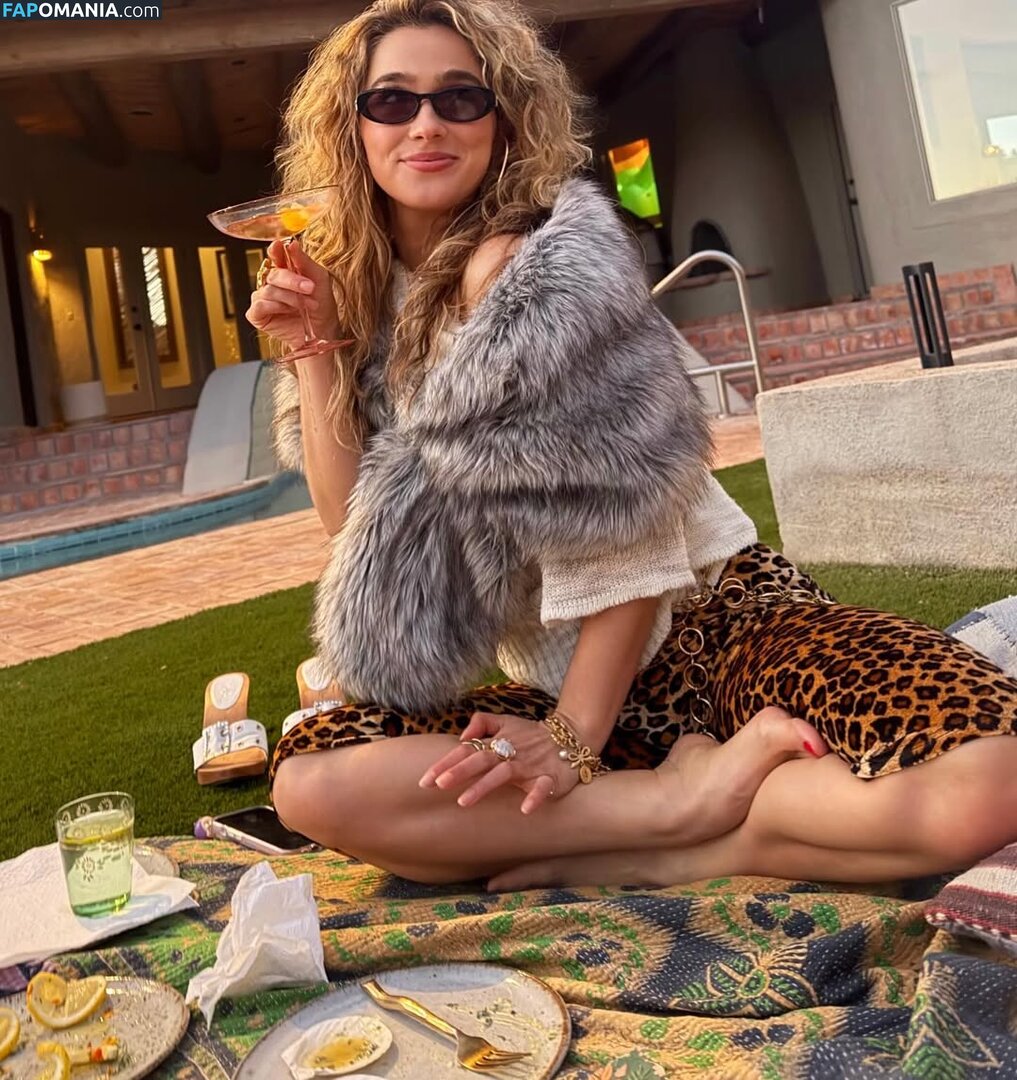 Haley Lu Richardson / haleyluhoo Nude OnlyFans  Leaked Photo #206