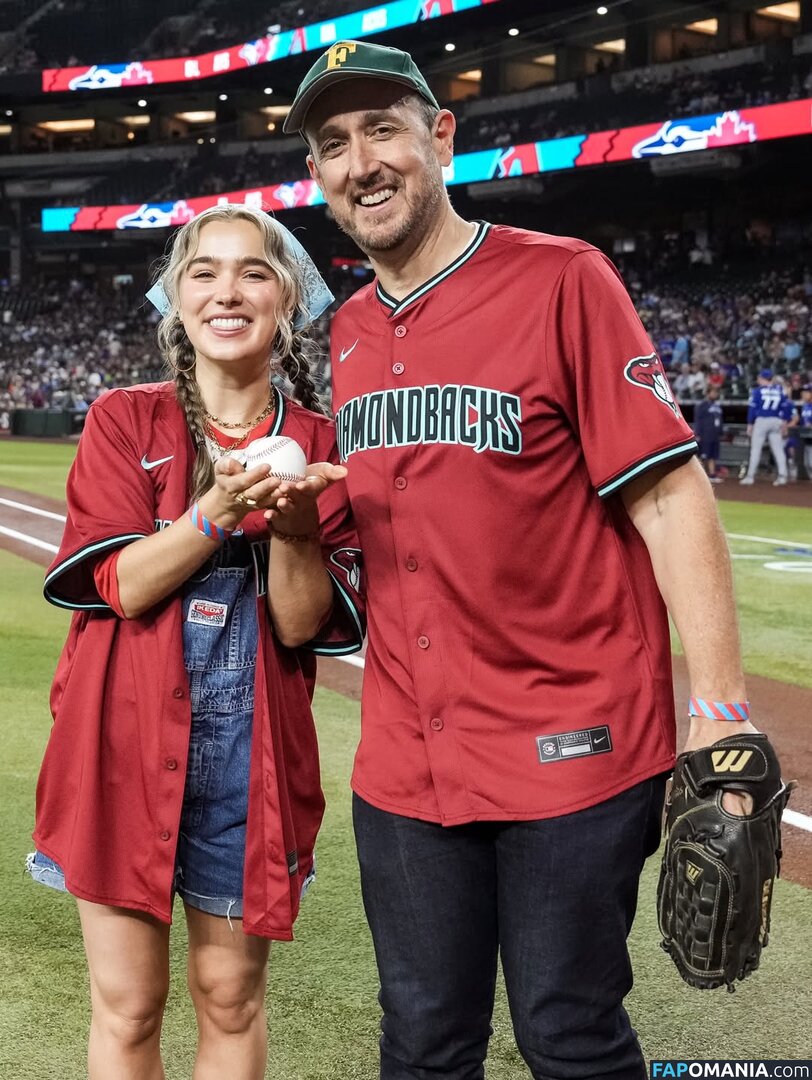 Haley Lu Richardson / haleyluhoo Nude OnlyFans  Leaked Photo #215