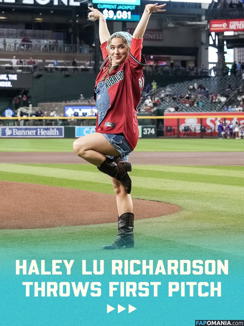 Haley Lu Richardson / haleyluhoo Nude OnlyFans  Leaked Photo #216