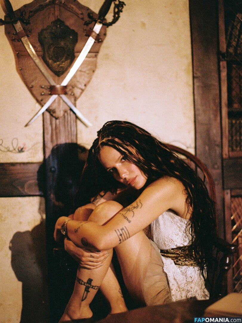Halsey / https: / iamhalsey / yammahaaa Nude OnlyFans  Leaked Photo #6