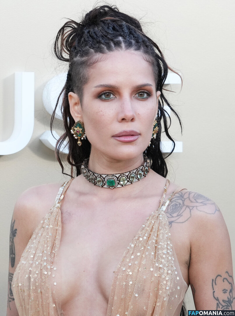 Halsey / https: / iamhalsey / yammahaaa Nude OnlyFans  Leaked Photo #13