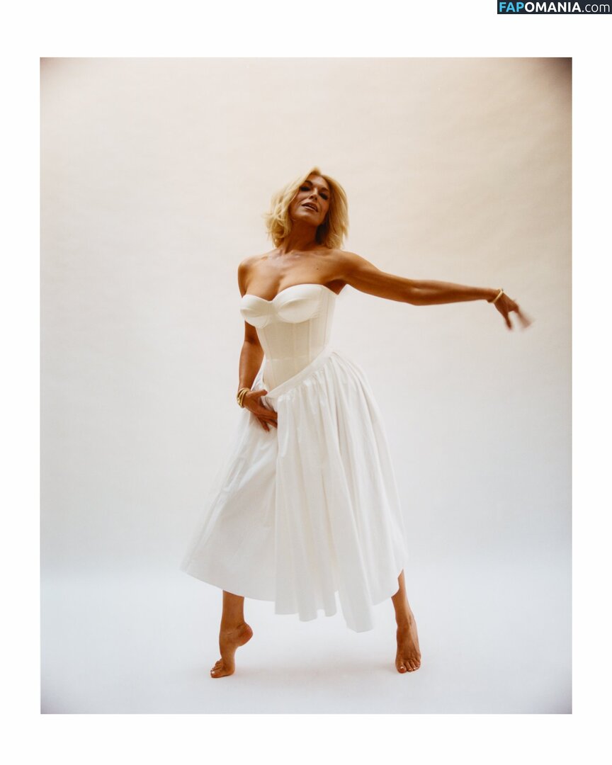 Hannah Waddingham / hannah_waddingham Nude OnlyFans  Leaked Photo #2