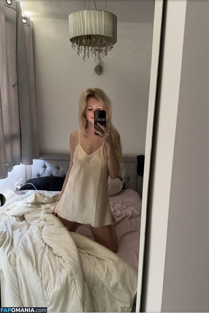 Hannahsiegel2 / bananahannahhh / bananahannahhhh Nude OnlyFans  Leaked Photo #10