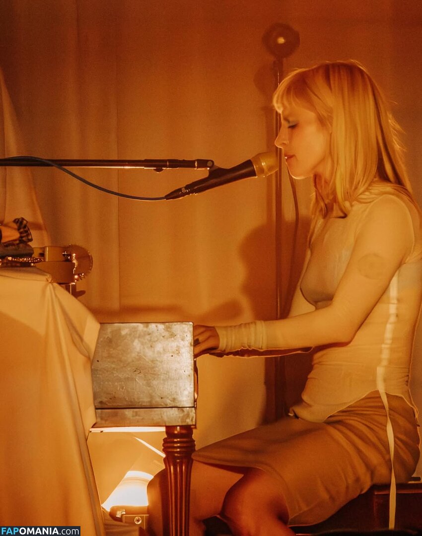 Hayley Williams / meepyfreepy / yelyahwilliams Nude OnlyFans  Leaked Photo #79