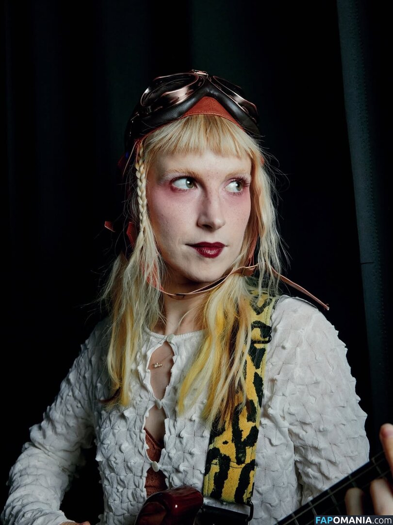Hayley Williams / meepyfreepy / yelyahwilliams Nude OnlyFans  Leaked Photo #86