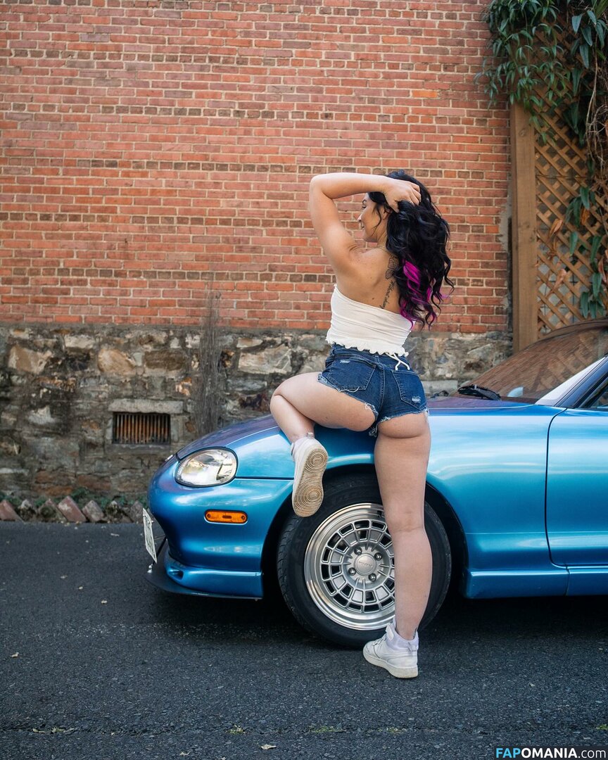 Babyyhalayna / Hbaby / babyy.halayna Nude OnlyFans  Leaked Photo #1