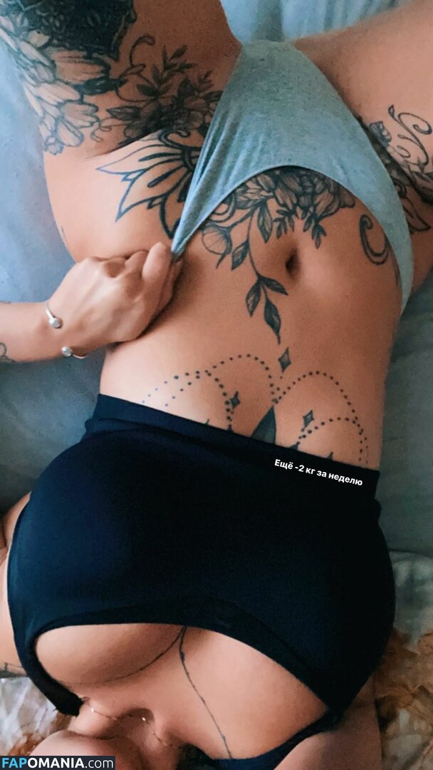 Hell Voron / Olga Voronina / hell_voron Nude OnlyFans  Leaked Photo #14