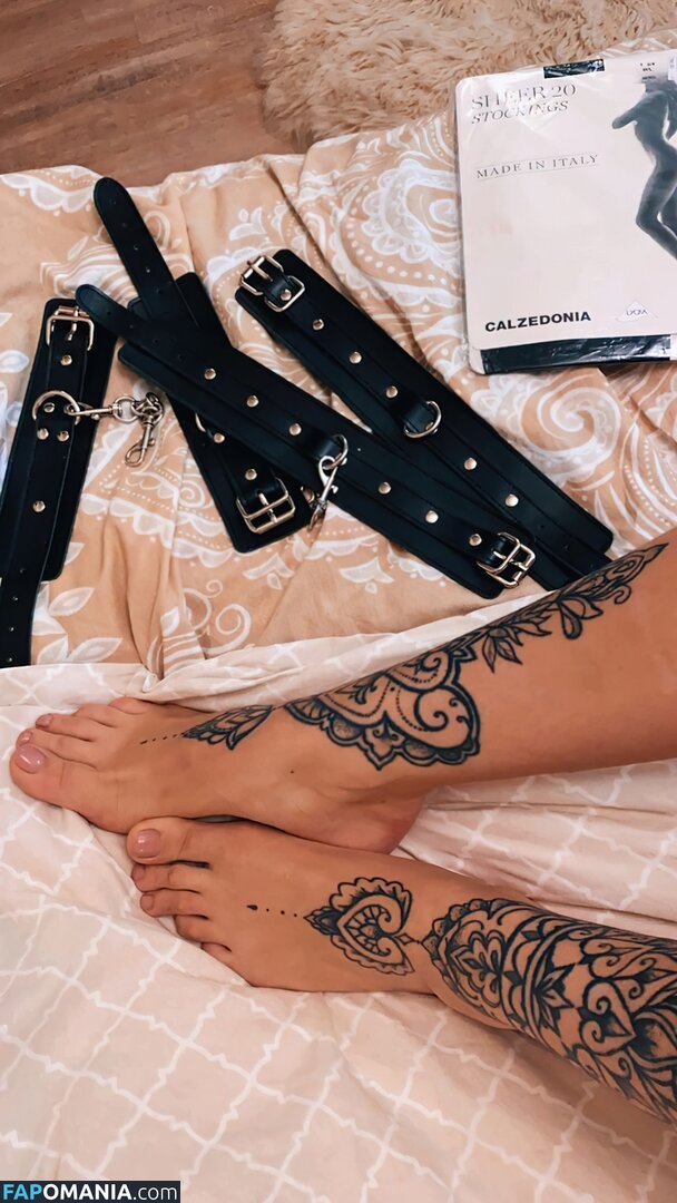 Hell Voron / Olga Voronina / hell_voron Nude OnlyFans  Leaked Photo #40