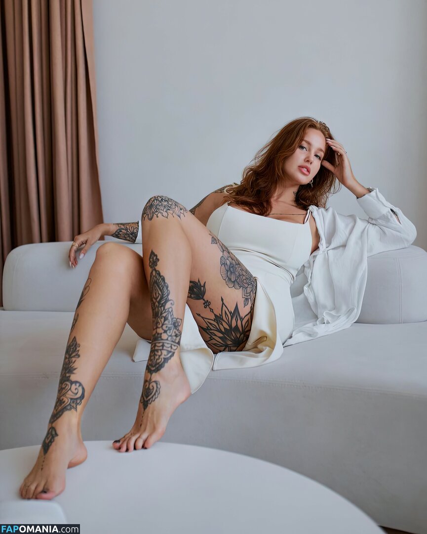 Hell Voron / Olga Voronina / hell_voron Nude OnlyFans  Leaked Photo #71