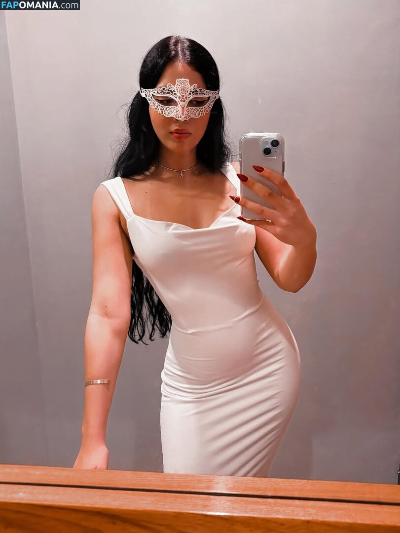 Hellen Eliane / dreamg1r1 / hellen_eliane Nude OnlyFans  Leaked Photo #1