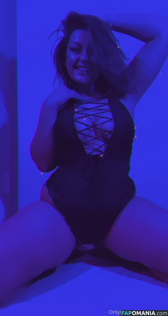 heyitsaddi Nude OnlyFans  Leaked Photo #8