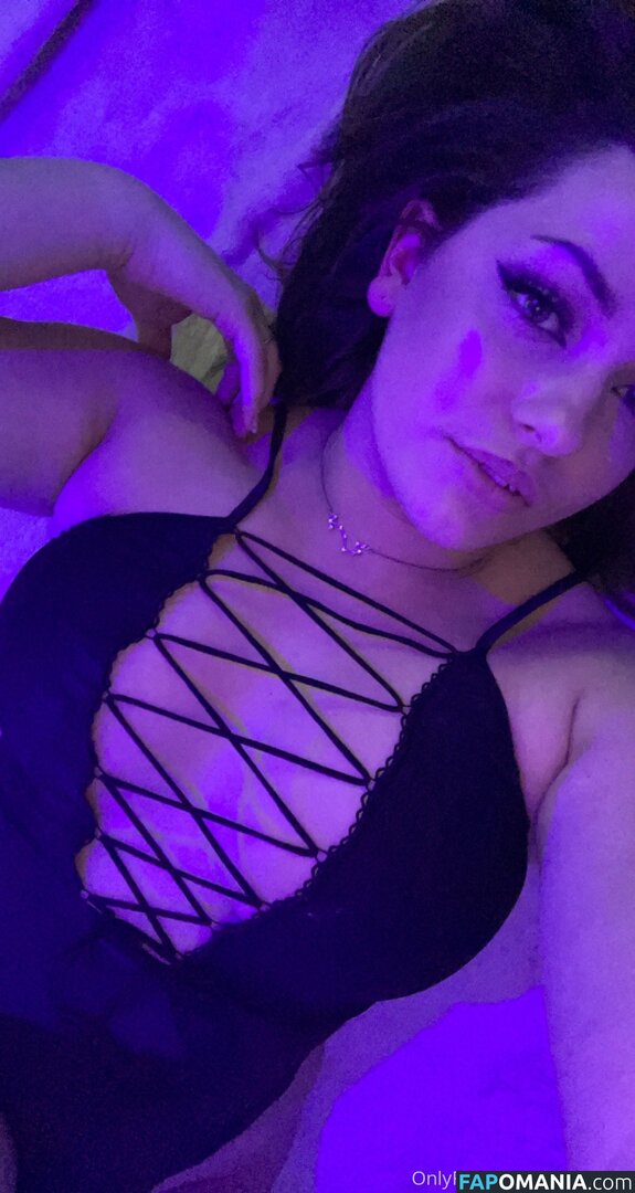 heyitsaddi Nude OnlyFans  Leaked Photo #9