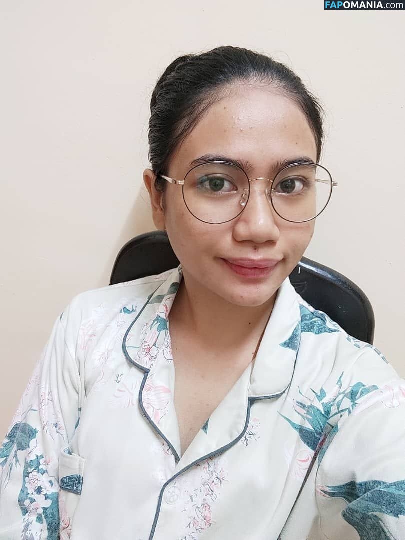 Hijab Off Girls / Hijab On Nude OnlyFans  Leaked Photo #16