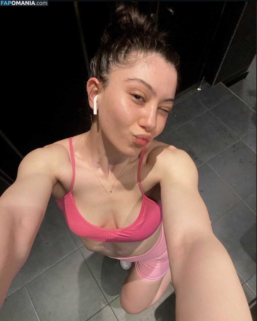 Hilal Fener / hilalfenerr / kittyshf1 Nude OnlyFans  Leaked Photo #10